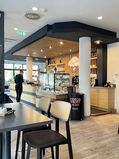 Café Domschatz GmbH Magdeburg photo 10